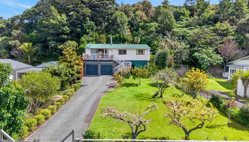 35 Matauwhi Road, Russell