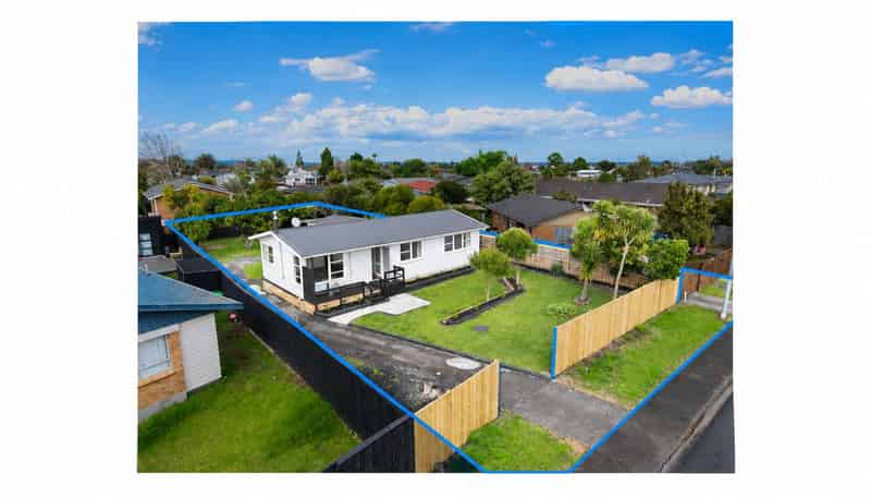14 Tatariki Street , Rosehill