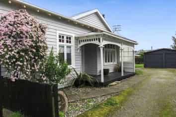 24 Enwood Lane , Georgetown