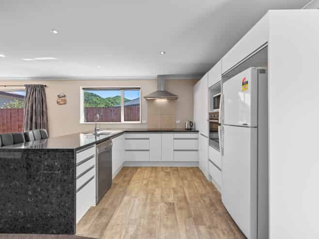 23 Admiralty Place, Waikawa