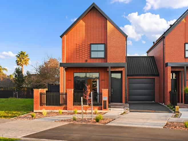 23 Perehua Terrace, Cambridge