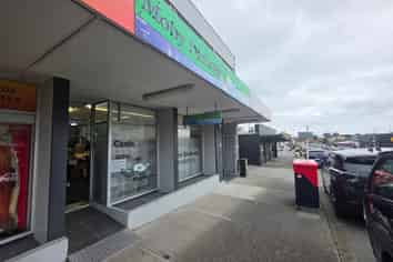 Beachside Retail Opportunity