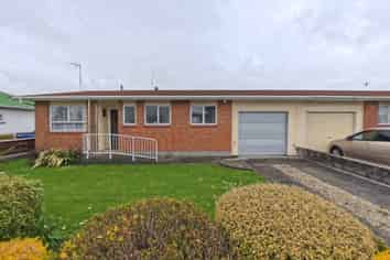 B/2 Coddington Crescent, Masterton