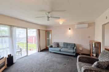 B/2 Coddington Crescent, Masterton