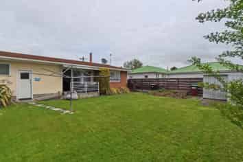 B/2 Coddington Crescent, Masterton