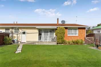 B/2 Coddington Crescent, Masterton