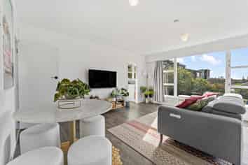 1/17 Felton Mathew Avenue, Saint Johns