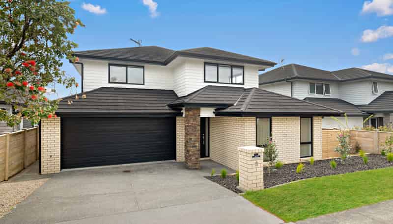 10 Arriere Lane, Millwater