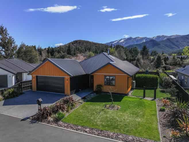 6 Dumblane Way, Hanmer Springs