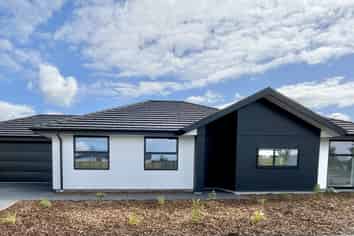 39 Rita Angus Road, Belfast