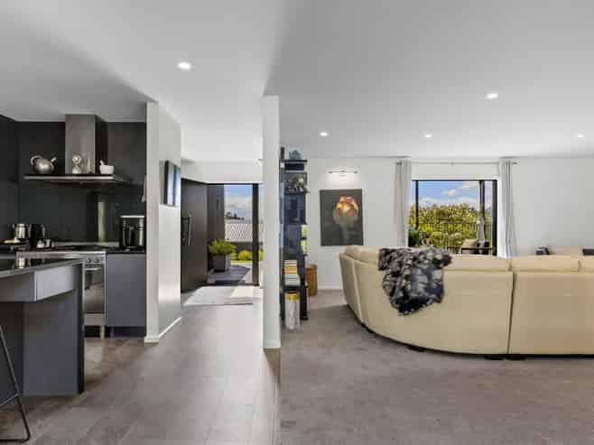 1 Azalea Lane, Waipahihi