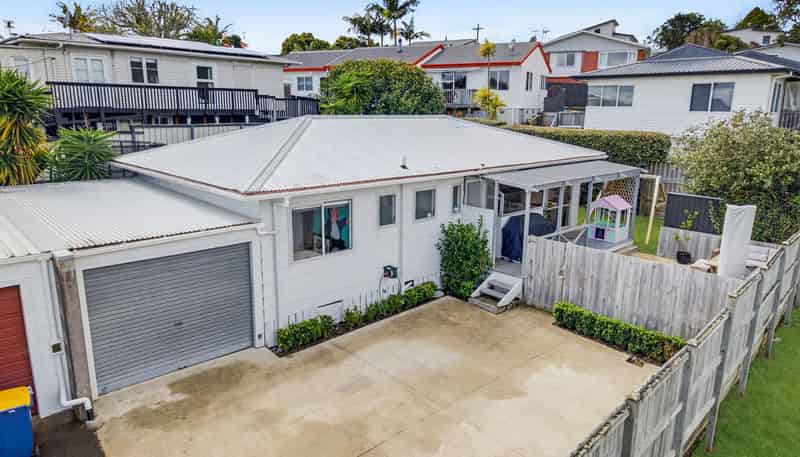 2/11 Longreach Drive, Sunnyvale
