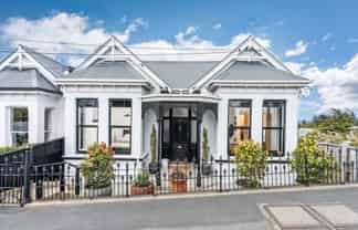 330 and 330A Highgate, Roslyn