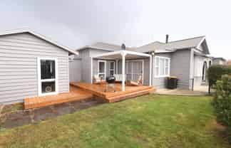 87 Robertson Street, Richmond