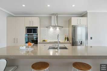 16 Hopuni Way, Takanini
