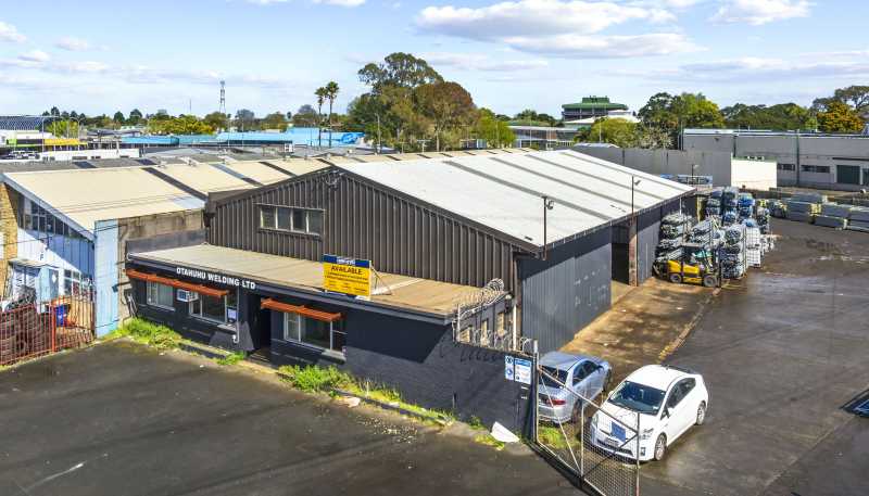 10 Lovegrove Crescent, Otara