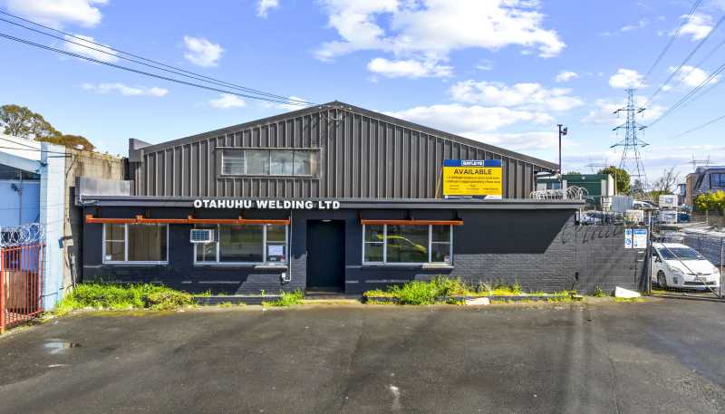 10 Lovegrove Crescent, Otara