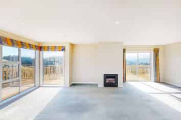 23 Nether Green Crescent, Johnsonville