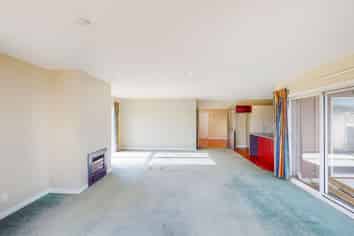 23 Nether Green Crescent, Johnsonville