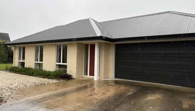5 Eric Batchelor Place, Waimate