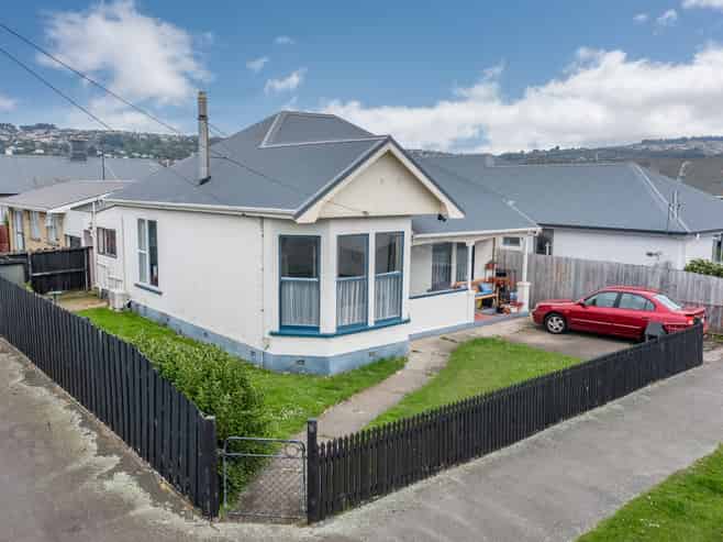 16 Freyberg Street, Saint Kilda