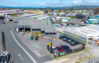 Large Modern Office - Tauhara Rd