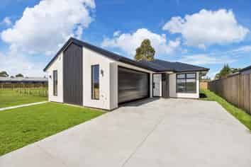 34 Derbridge Street, Woodend