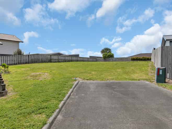 9 Sea Dune Place, Ruakaka