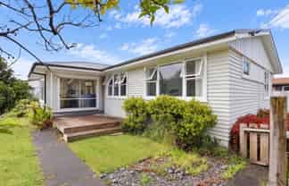 64 & 64A Aurora Terrace, Hillcrest