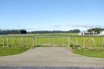 61 Laws Road, Dannevirke