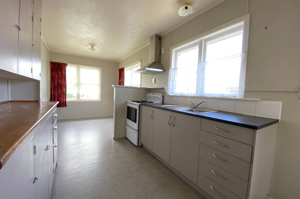 64 Spinley Street 3