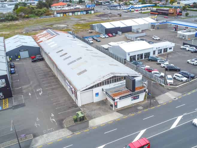 475sqm warehouse with Tremaine profile