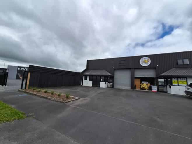 Central Frankton warehose