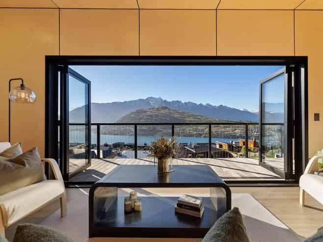 12A St Peters Place, Queenstown