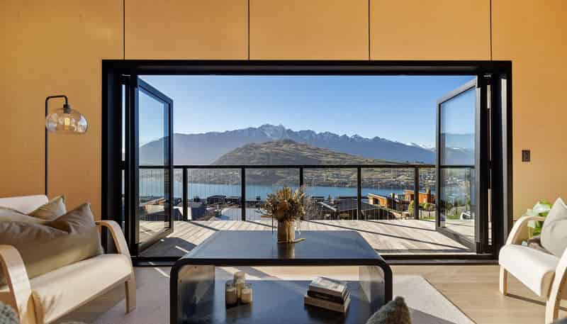 12A St Peters Place, Queenstown
