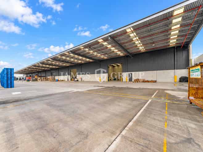 High Stud Airport Oaks Industrial Opportunity