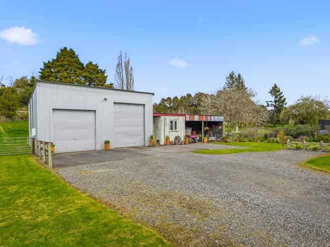 5 Peter Mcintyre Street, Kakahi, Owhango