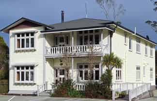 Holly Homestead – Boutique Franz Josef