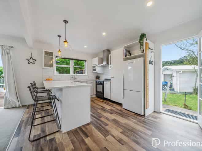 63 Main Road, Wainuiomata
