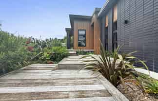 10 Terrace Road, Bay View
