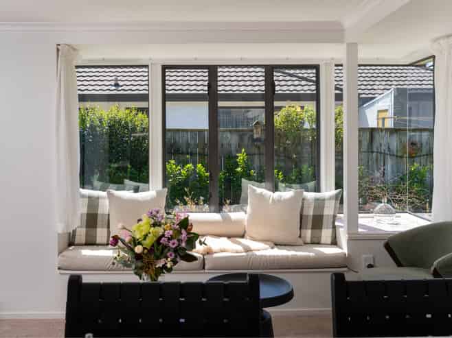 8 Bishops Close, Greenmeadows