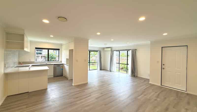18 Drumbeg Close, Flat Bush