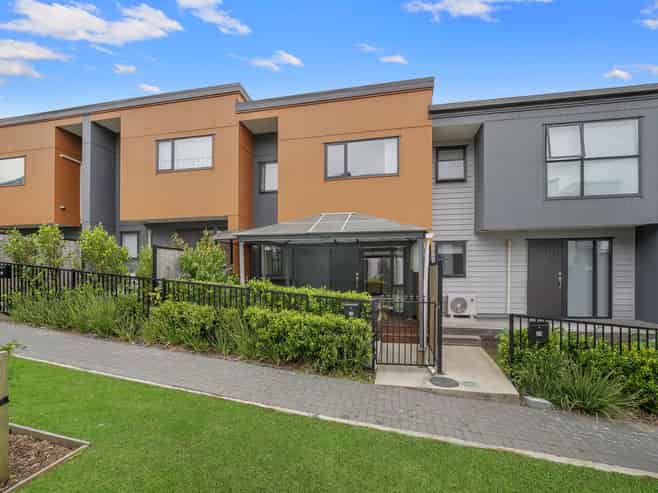 32 Raupeti Lane, Henderson