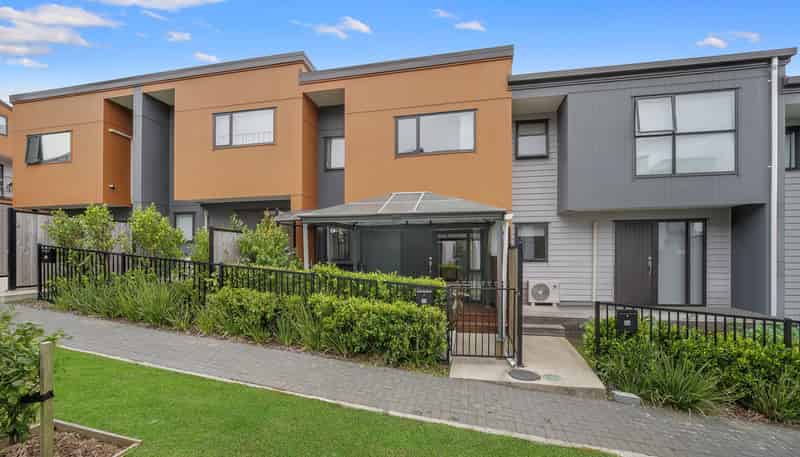 32 Raupeti Lane, Henderson