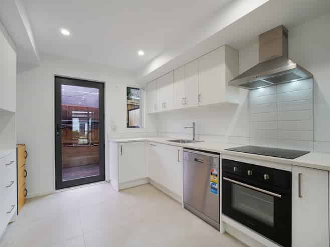 32 Raupeti Lane, Henderson