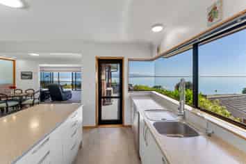 18 Avonbank Place, Atawhai