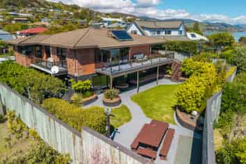 18 Avonbank Place, Atawhai