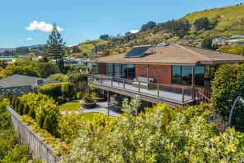 18 Avonbank Place, Atawhai