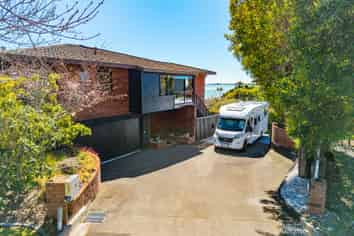 18 Avonbank Place, Atawhai