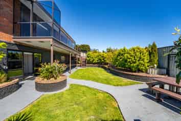 18 Avonbank Place, Atawhai